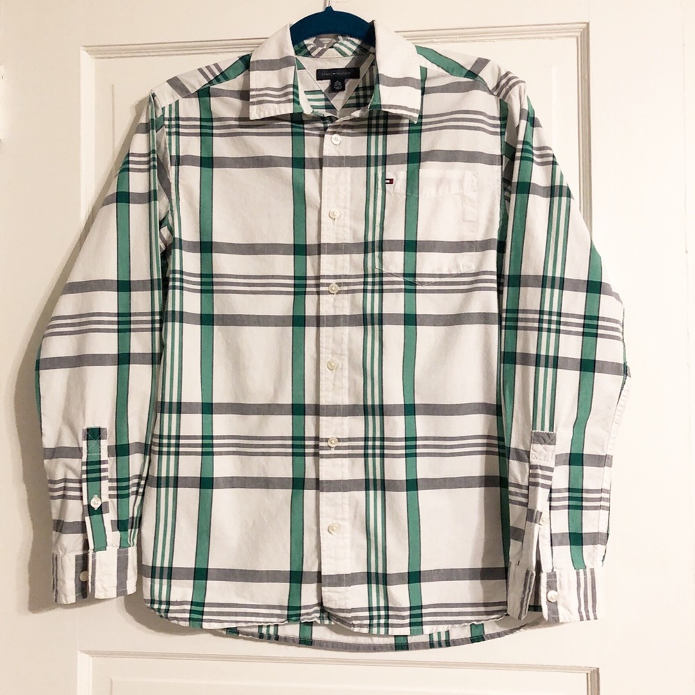 5/$25🔅Tommy Hilfiger Boys XL Button-Up Shirt